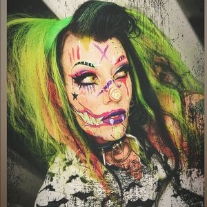 About Me 🖤🤡🖤